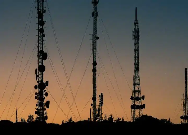 base de datos telecomunicaciones